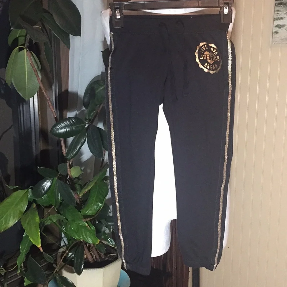 Justice sweat pants black/gold size 6